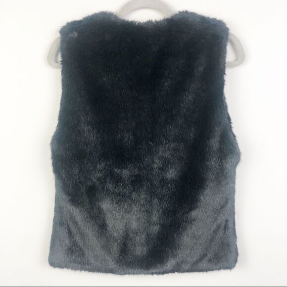 BCBGENERATION | Faux Fur Black Vest Size X-Small - Picture 12 of 12